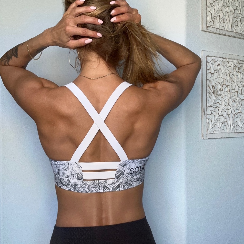 SOULCYCLE sports bra size XS